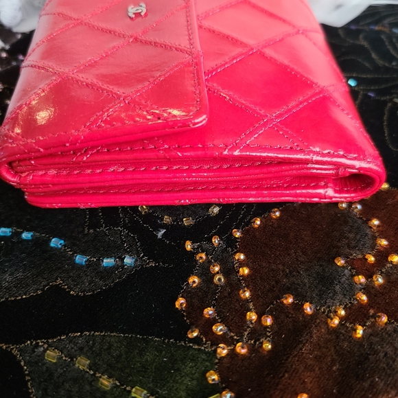 Chanel Quilted Wallet - Picture 5 of 12